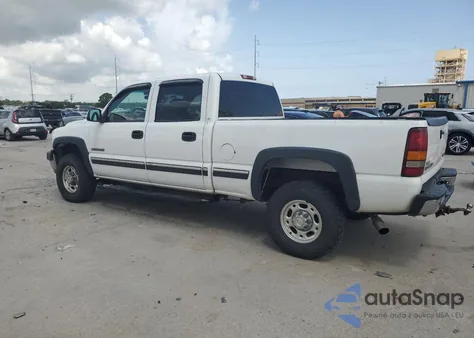 2002 Chevrolet Silverado C2500 Heavy Duty from USA, damaged, VIN 1GCHC23UX2F163341
